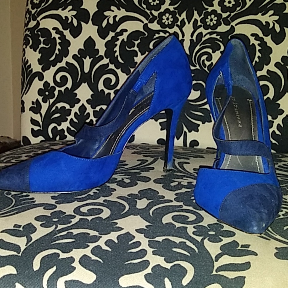 BCBG heels